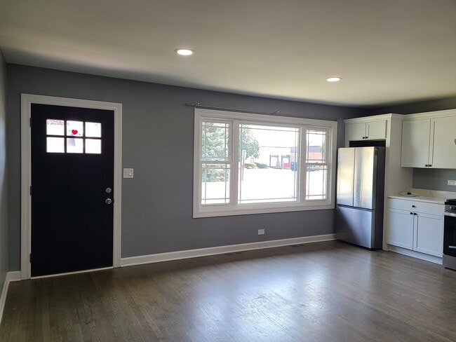 256 N Slusser St in Grayslake, IL - Building Photo - Building Photo