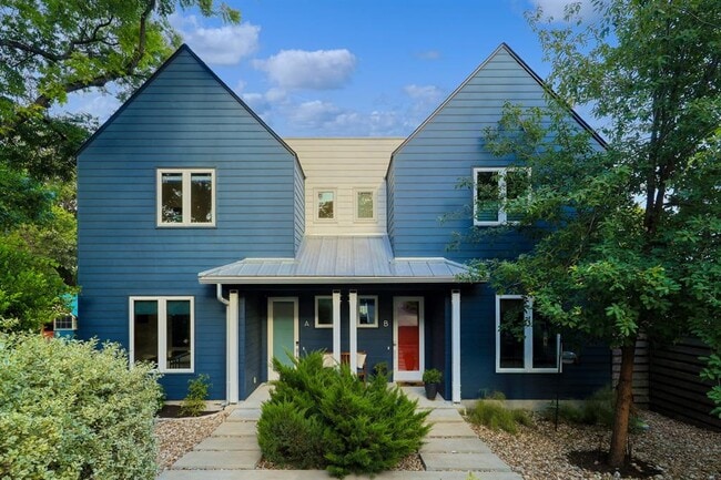 property at 2111 Brackenridge St