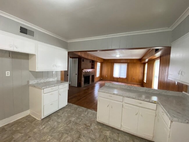 4320 Bishop Hills Dr in Memphis, TN - Building Photo - Building Photo