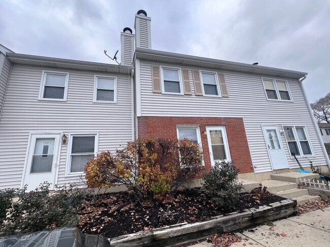 property at 1227 Marywood Ct