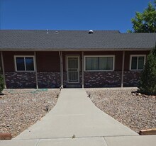 697 Bluerock Rd in Gardnerville, NV - Building Photo