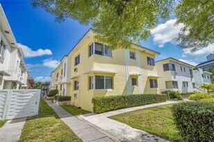 955 Bay Dr in Miami Beach, FL - Building Photo