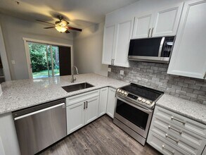 17204 123rd Pl NE in Bothell, WA - Building Photo - Building Photo