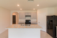 462 St Georges Cir in Eagle Lake, FL - Building Photo - Building Photo