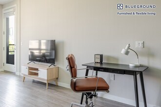 3560 Rambla Pl, Unit FL5-ID1933 in Santa Clara, CA - Foto de edificio - Building Photo