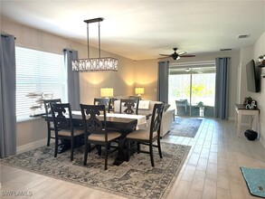 20679 Plumwood Lp in North Fort Myers, FL - Foto de edificio - Building Photo
