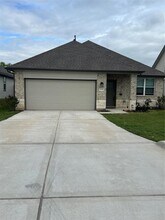 13107 Clear View Dr in Willis, TX - Building Photo - Building Photo