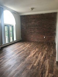 Building Photo - Brewery Square Apartamentos in New Haven, Connecticut