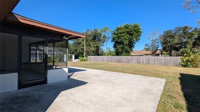 874 Dolphin Ave NW in Port Charlotte, FL - Building Photo - Building Photo