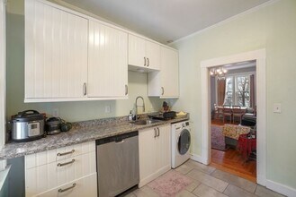 33 Ridgemont St, Unit 3 in Boston, MA - Foto de edificio - Building Photo