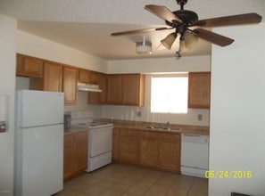 465 W Ivyglen St in Mesa, AZ - Building Photo - Building Photo