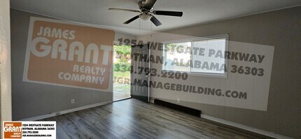 322 6th Ave in Dothan, AL - Foto de edificio - Building Photo