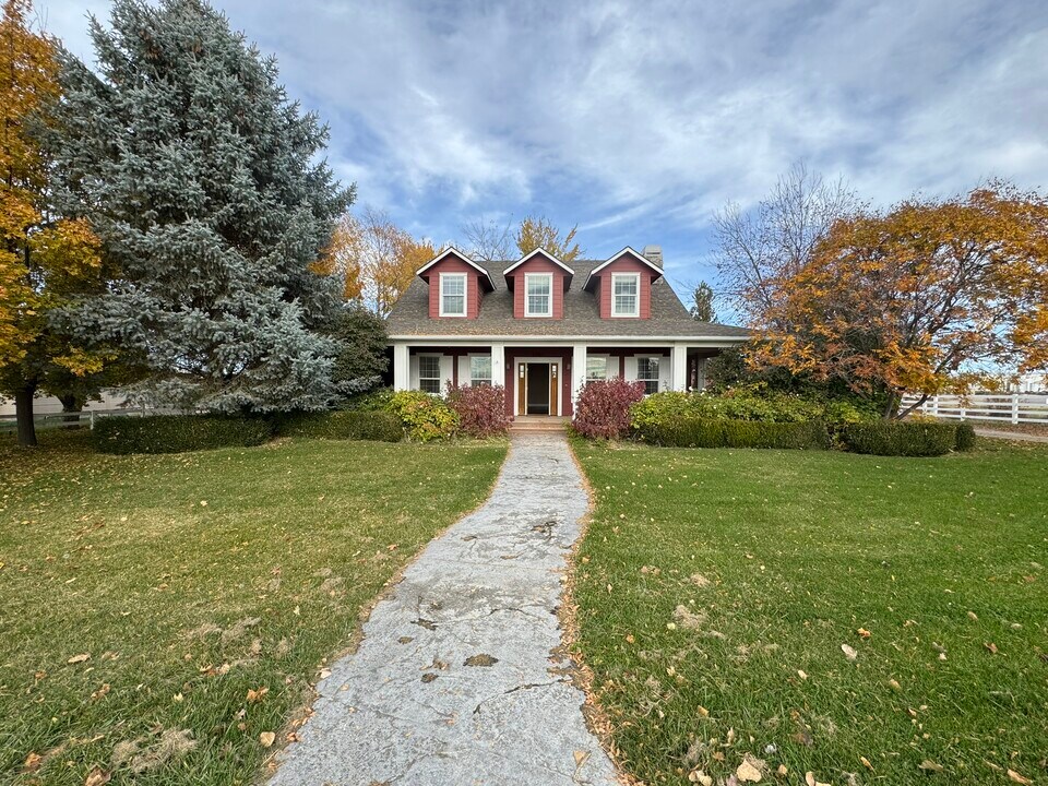 9504 Purple Sage Rd in Middleton, ID - Building Photo