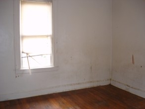 2 Unit Apartment 4005 Norfolk Ave in Baltimore, MD - Building Photo - Building Photo