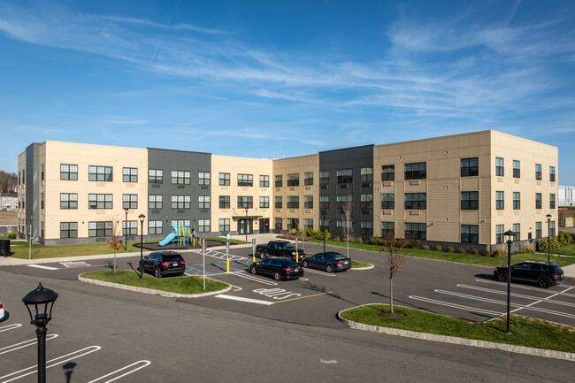 The Legacy at Morris Plains in Morris Plains, NJ - Building Photo - Primary Photo