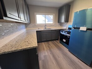 1230 Vim Dr in Louisville, KY - Building Photo - Building Photo