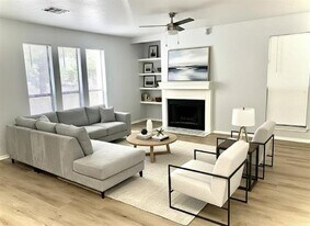 9601 Walnut St in Dallas, TX - Building Photo