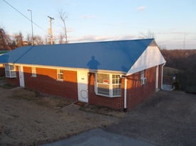 3262 8th St in Huntington, WV - Building Photo