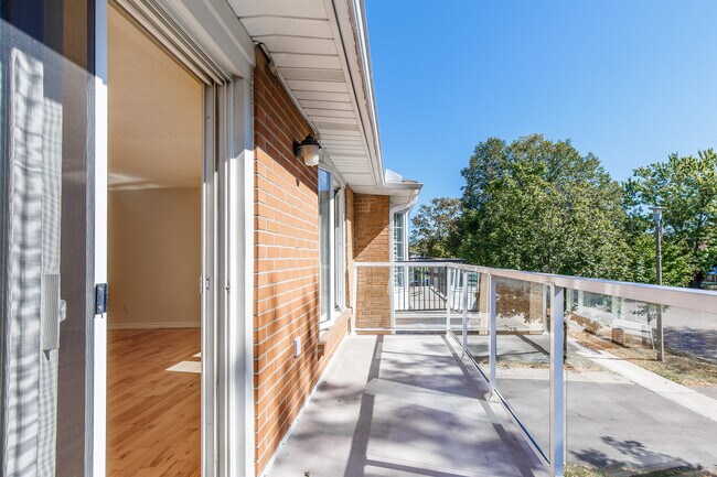 79 Heatherside Dr