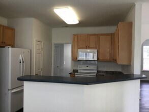 5716 Keowee Way in Raleigh, NC - Building Photo - Building Photo