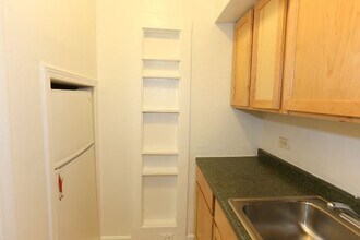 541 W Arlington Pl in Chicago, IL - Foto de edificio - Building Photo