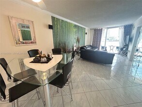 121 Golden Isles Dr in Hallandale Beach, FL - Building Photo - Building Photo