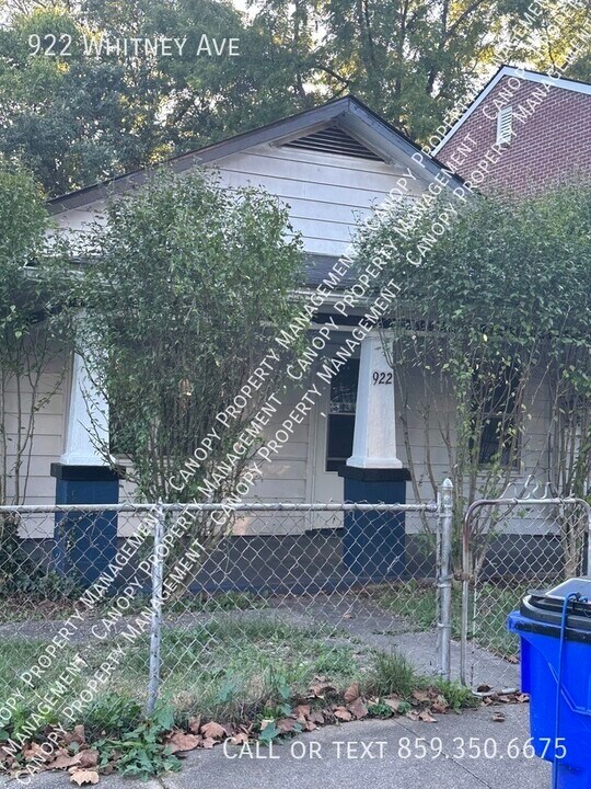 922 Whitney Ave in Lexington, KY - Building Photo