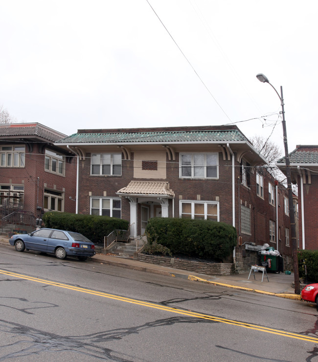 2820 W Liberty Ave in Pittsburgh, PA - Building Photo - Building Photo