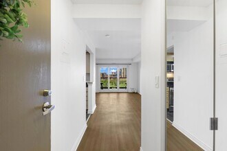 20 NE 2nd St, Unit 0201 in Minneapolis, MN - Building Photo - Building Photo