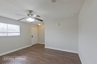 2810 Plaza St in Arlington, TX - Building Photo - Building Photo