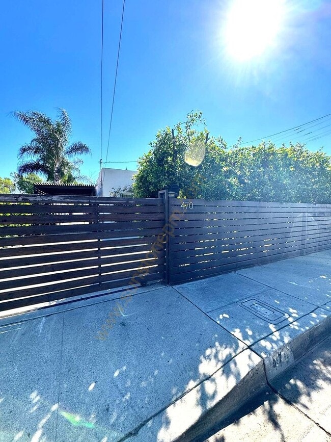 property at 470 W 12th St