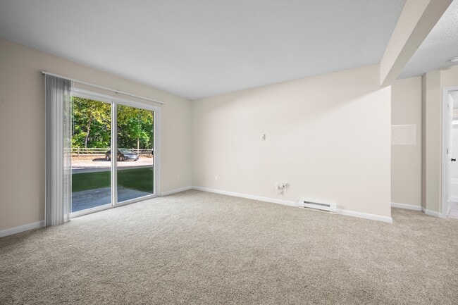 Timberlane Apartments in Peoria, IL - Building Photo - Building Photo