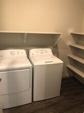 2309 N Elm St in Denton, TX - Building Photo - Building Photo