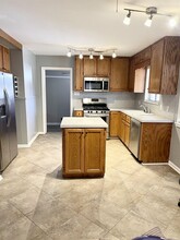 400 Oak Ln in Little Rock, AR - Building Photo - Building Photo