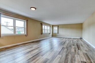 40 S Main St in Milltown, NJ - Building Photo - Building Photo