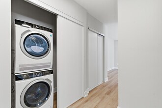 20 Weichel St in Kitchener, ON - Building Photo - Building Photo