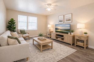 Kingsville Pointe in Kingsville, TX - Building Photo