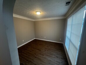 Room in House on Tara Bend in Hampton, GA - Building Photo - Building Photo
