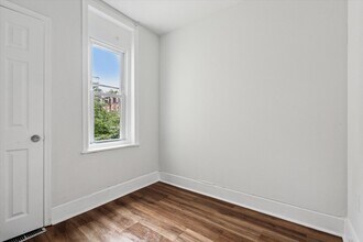 4952 Wakefield St in Philadelphia, PA - Building Photo - Building Photo