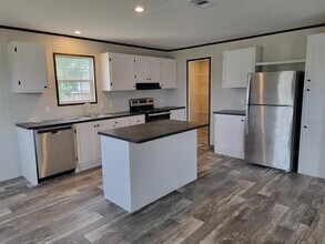 4780 Duncan Rd in Punta Gorda, FL - Building Photo - Building Photo
