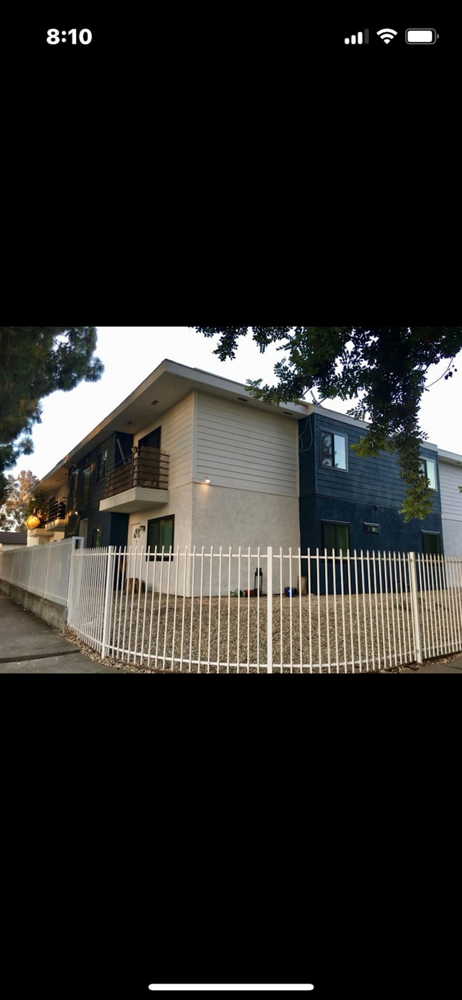 property at 5500 Vesper Ave