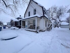 2143 Palace Ave SW in Grand Rapids, MI - Building Photo