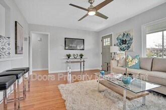 350 Orange Ave in Chula Vista, CA - Building Photo - Building Photo