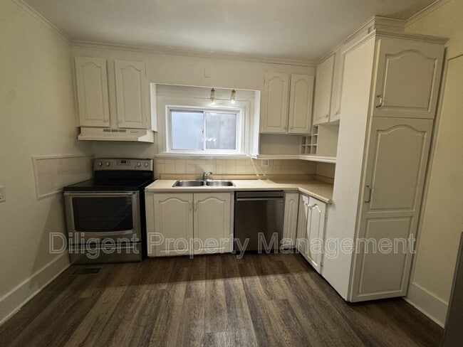 property at 636 Oxford St