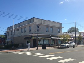 1500-1502 Main St Apartments