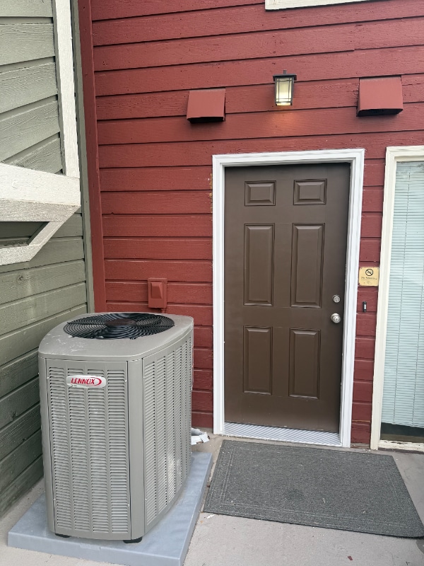 2857 Springdale Ln in Boulder, CO - Foto de edificio - Building Photo