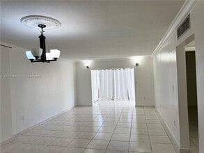 1850 W 56th St in Hialeah, FL - Building Photo - Building Photo