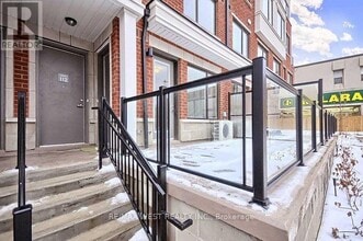 600 Alex Gardner Cir in Aurora, ON - Building Photo - Building Photo