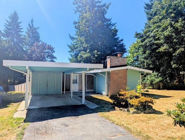 9005 NE 147th St in Kenmore, WA - Building Photo - Building Photo