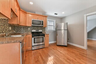 70 Topliff St, Unit 3 in Boston, MA - Building Photo - Building Photo